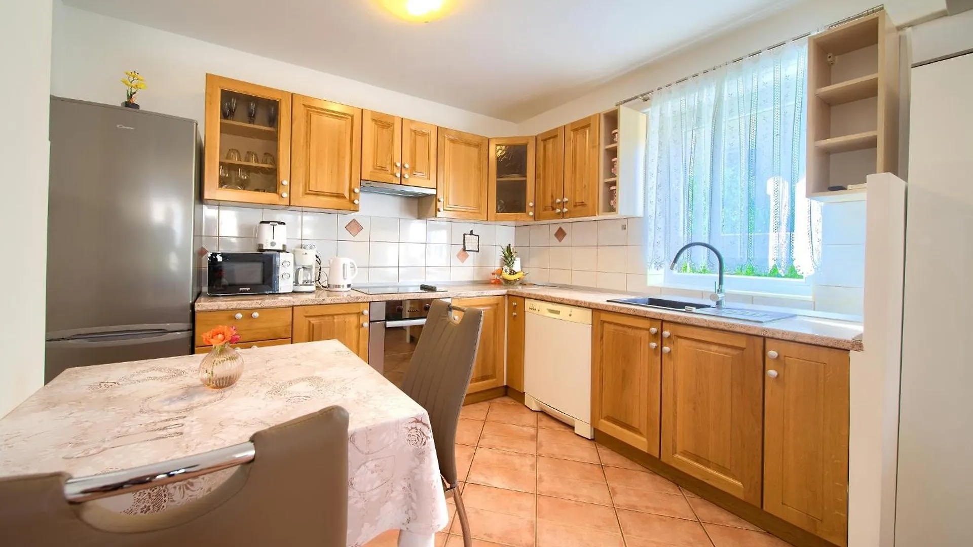 Apartment Apartman Meri Krk Town Croatia